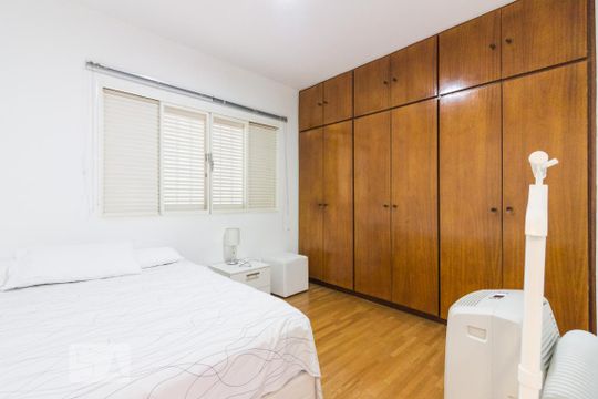 Quarto 1 de casa para alugar com 4 quartos, 350m² em Tucuruvi, São Paulo