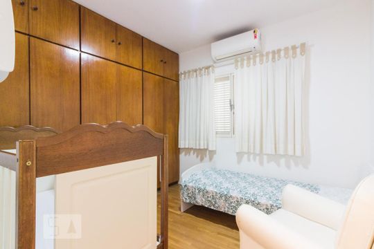 Quarto 2 de casa para alugar com 4 quartos, 350m² em Tucuruvi, São Paulo
