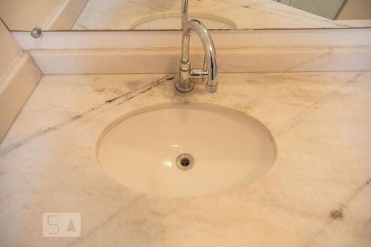 Banheiro Social de apartamento à venda com 2 quartos, 69m² em Vila Joana, Jundiaí