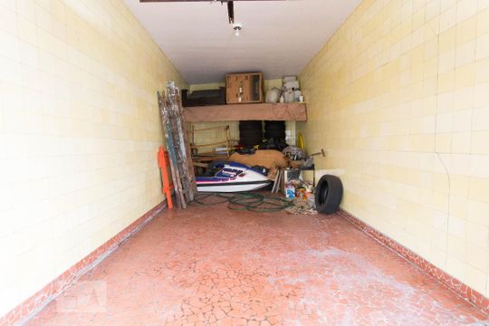 Garagem de casa para alugar com 4 quartos, 500m² em Pacaembu, São Paulo