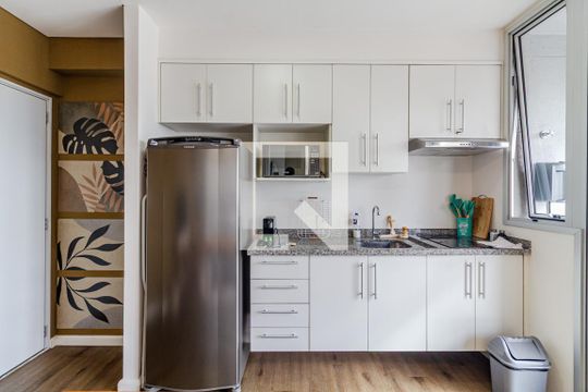 Studio de kitnet/studio para alugar com 1 quarto, 36m² em Sumarezinho, São Paulo