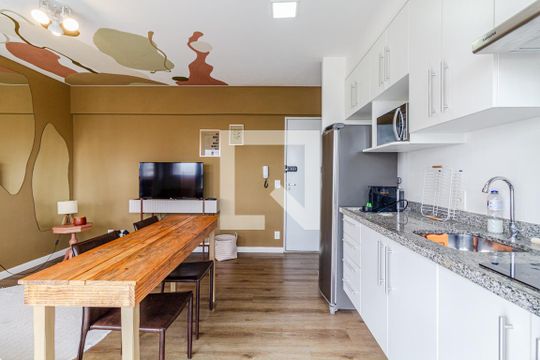 Studio de kitnet/studio para alugar com 1 quarto, 36m² em Sumarezinho, São Paulo