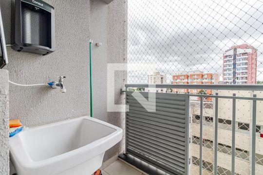 Varanda de kitnet/studio para alugar com 1 quarto, 36m² em Sumarezinho, São Paulo