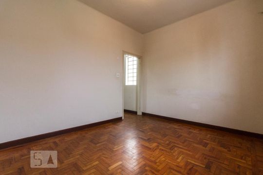 Quarto 1  de casa para alugar com 2 quartos, 120m² em Vila Moreira, São Paulo