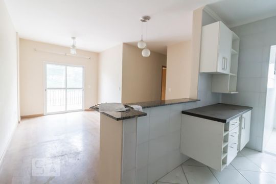 Apartamento à venda com 3 quartos, 68m² em Vila Galvão, Guarulhos