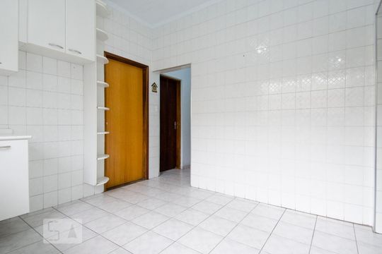 Cozinha de casa para alugar com 4 quartos, 150m² em Vila Alzira, Santo André