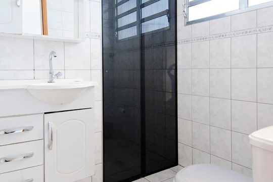 Banheiro de casa para alugar com 4 quartos, 150m² em Vila Alzira, Santo André