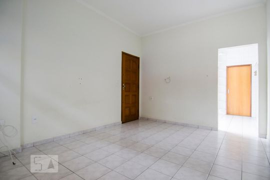 Sala de casa para alugar com 4 quartos, 150m² em Vila Alzira, Santo André