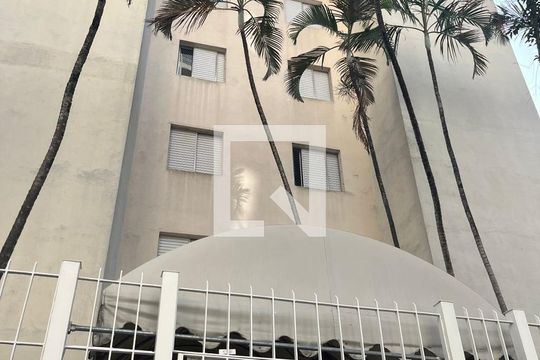 Fachada de apartamento para alugar com 2 quartos, 63m² em Chácara Inglesa, São Paulo