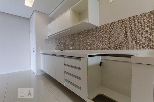 Cozinha de apartamento para alugar com 2 quartos, 104m² em Parque Reboucas, São Paulo