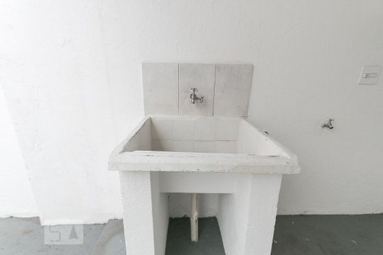 Área de serviço  de casa para alugar com 2 quartos, 86m² em Ipiranga, São Paulo