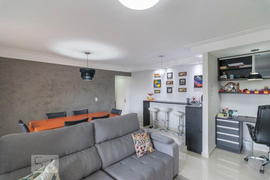 Sala de apartamento para alugar com 2 quartos, 79m² em Campestre, Santo André