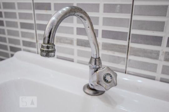 Banheiro de apartamento à venda com 1 quarto, 36m² em Água Branca, São Paulo