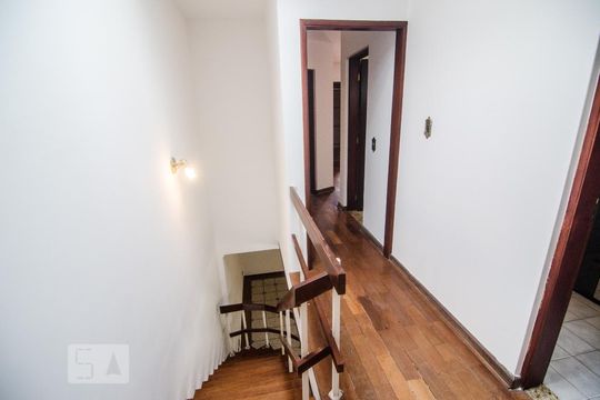 Corredor de casa à venda com 3 quartos, 320m² em Vila Gomes Cardim, São Paulo