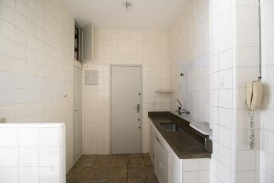 Cozinha de apartamento à venda com 4 quartos, 103m² em Praça da Bandeira, Rio de Janeiro