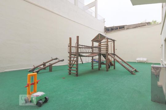 Playground  de apartamento para alugar com 3 quartos, 90m² em Vila Firmiano Pinto, São Paulo