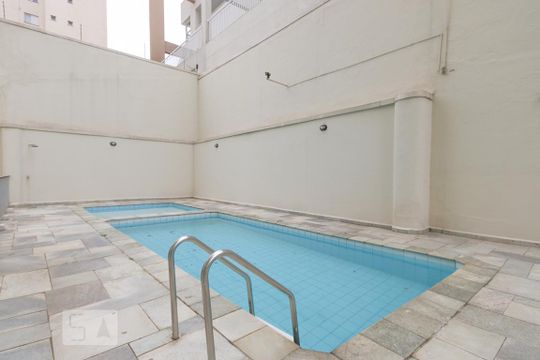 Piscina  de apartamento para alugar com 3 quartos, 90m² em Vila Firmiano Pinto, São Paulo