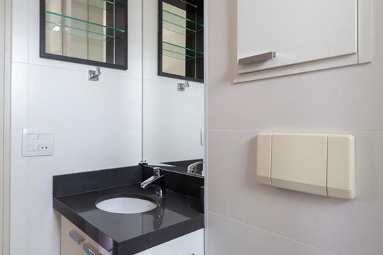 Banheiro social de apartamento para alugar com 3 quartos, 100m² em Vila Clementino, São Paulo