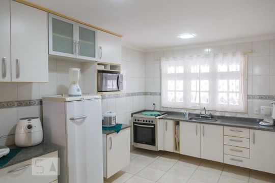Cozinha de casa à venda com 3 quartos, 180m² em Recreio dos Bandeirantes, Rio de Janeiro