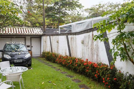Jardim de casa à venda com 3 quartos, 180m² em Recreio dos Bandeirantes, Rio de Janeiro