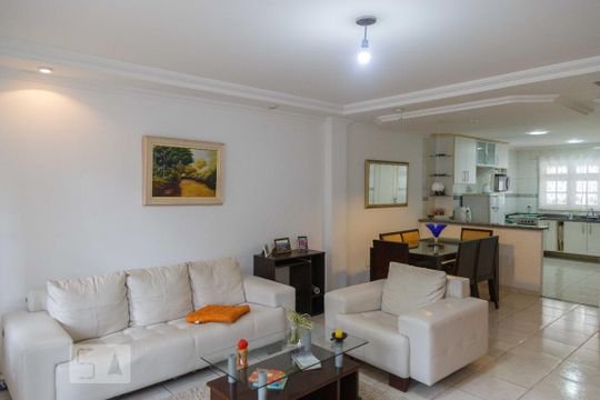 Casa à venda com 3 quartos, 180m² em Recreio dos Bandeirantes, Rio de Janeiro