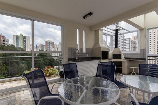 Área comum de kitnet/studio para alugar com 1 quarto, 35m² em Vila Andrade, São Paulo