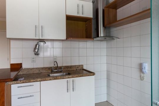 Cozinha de apartamento para alugar com 2 quartos, 78m² em Vila Guarani (z Sul), São Paulo