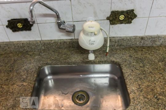 Pia da Cozinha de casa para alugar com 2 quartos, 100m² em Vila Santa Maria, Guarulhos