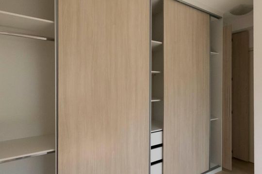 Suíte (Armários) de apartamento para alugar com 1 quarto, 43m² em Liberdade, São Paulo