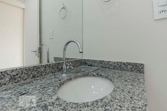 Banheiro Suíte de apartamento para alugar com 2 quartos, 56m² em Casa Verde, São Paulo