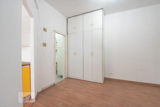 Quarto de apartamento à venda com 1 quarto, 50m² em Centro, Rio de Janeiro