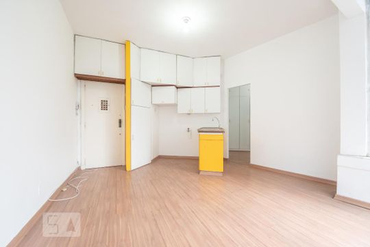 Sala de apartamento à venda com 1 quarto, 50m² em Centro, Rio de Janeiro
