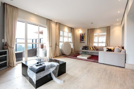 Sala  de apartamento para alugar com 4 quartos, 260m² em Paraíso do Morumbi, São Paulo