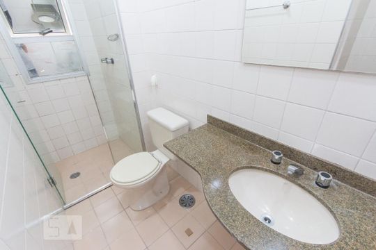 Suíte de apartamento para alugar com 2 quartos, 65m² em Aclimação, São Paulo