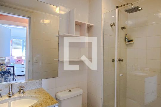 Banheiro de apartamento para alugar com 2 quartos, 54m² em Belenzinho, São Paulo