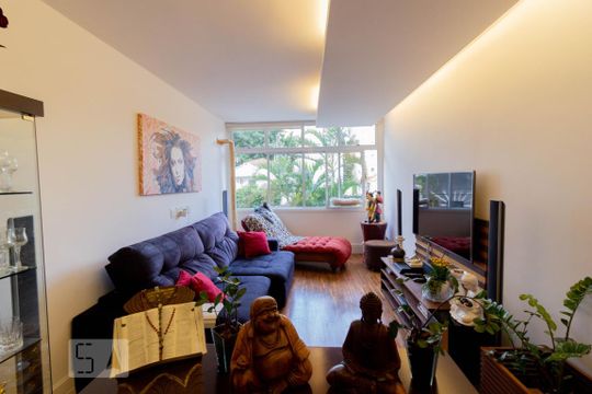 Sala de apartamento à venda com 2 quartos, 120m² em Cerqueira César, São Paulo