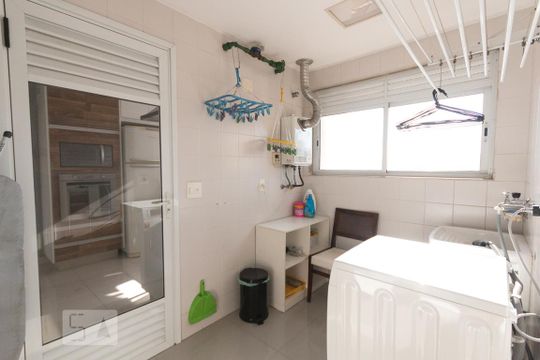 Área de serviço  de apartamento à venda com 3 quartos, 115m² em Vila Mariana, São Paulo