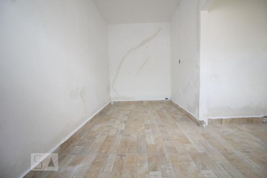 Sala de casa à venda com 3 quartos, 230m² em Vila Progredior, São Paulo
