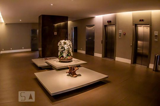 Hall de entrada de kitnet/studio à venda com 1 quarto, 35m² em Consolação, São Paulo