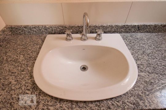Pia de apartamento à venda com 2 quartos, 220m² em Liberdade, São Paulo