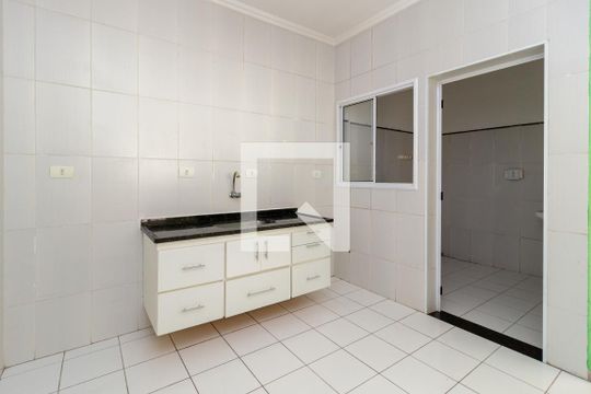 Cozinha de casa de condomínio para alugar com 2 quartos, 69m² em Vila Prudente, São Paulo