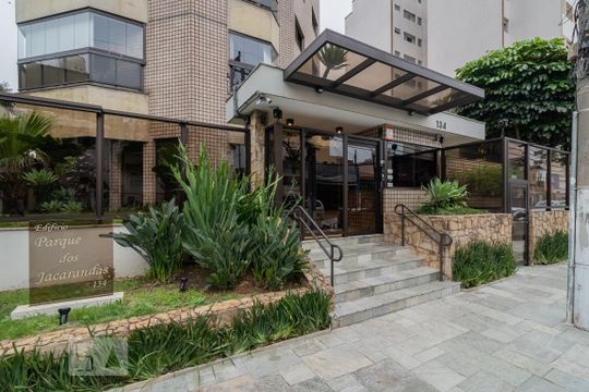 Fachada de apartamento para alugar com 4 quartos, 300m² em Saúde, São Paulo