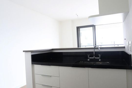 Cozinha de kitnet/studio à venda com 1 quarto, 41m² em Sumarezinho, São Paulo