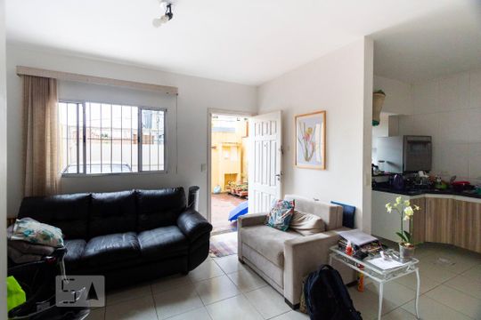 Sala de casa para alugar com 2 quartos, 74m² em Vila Monte Alegre, São Paulo