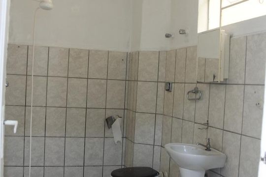 Banheiro de apartamento à venda com 2 quartos, 57m² em Santa Efigênia, São Paulo