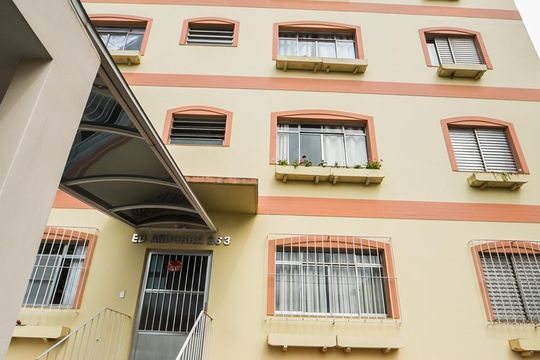 Fachada de apartamento à venda com 2 quartos, 55m² em Santa Terezinha, São Bernardo do Campo