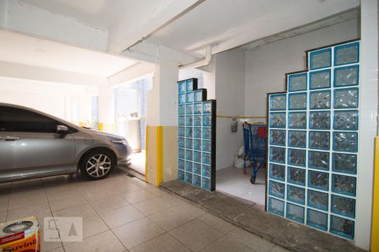Garagem de apartamento à venda com 4 quartos, 80m² em Santo Antônio, Belo Horizonte