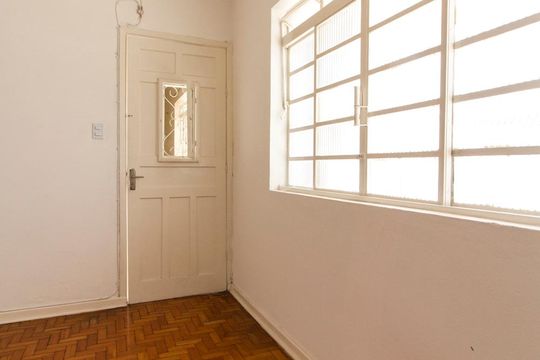 Porta da Sala  de casa para alugar com 2 quartos, 100m² em Chácara Mafalda, São Paulo