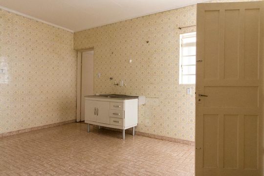 Cozinha de casa para alugar com 2 quartos, 100m² em Chácara Mafalda, São Paulo