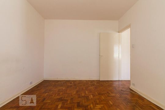 Quarto  de casa para alugar com 2 quartos, 100m² em Chácara Mafalda, São Paulo